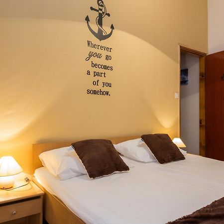 Lovely Room In Old Town Дубровник Экстерьер фото
