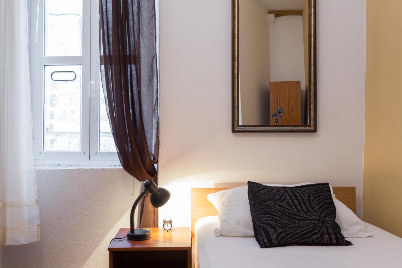 Lovely Room In Old Town Дубровник Экстерьер фото